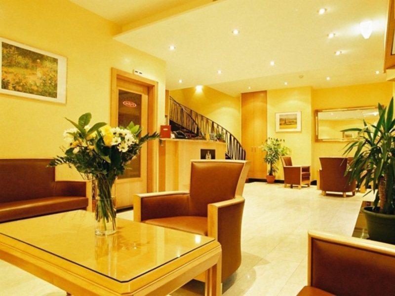 Visionapartments Place De Cornavin - Contactless Check-In جنيفا المظهر الخارجي الصورة